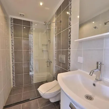Deniz Manzarali Tatil Villasi 호텔 4*