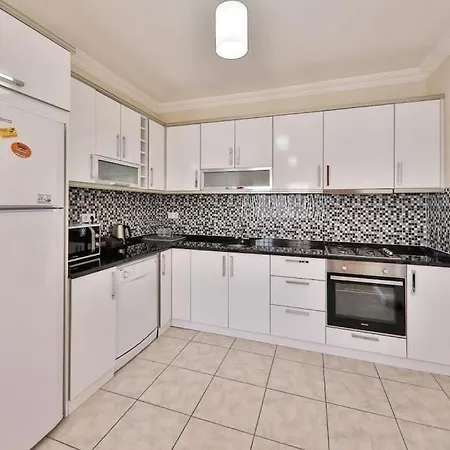 Ξενοδοχείο Deniz Manzarali Tatil Villasi 4*